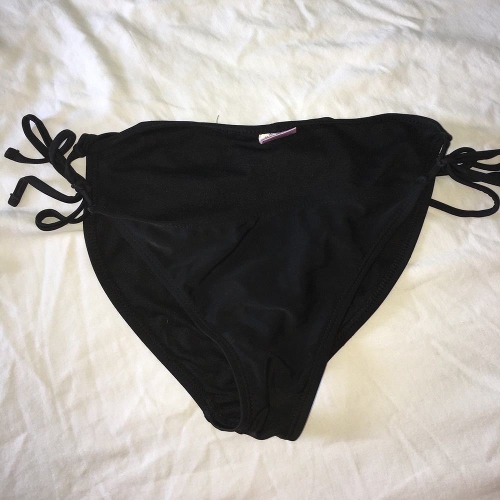 Bikini bottoms