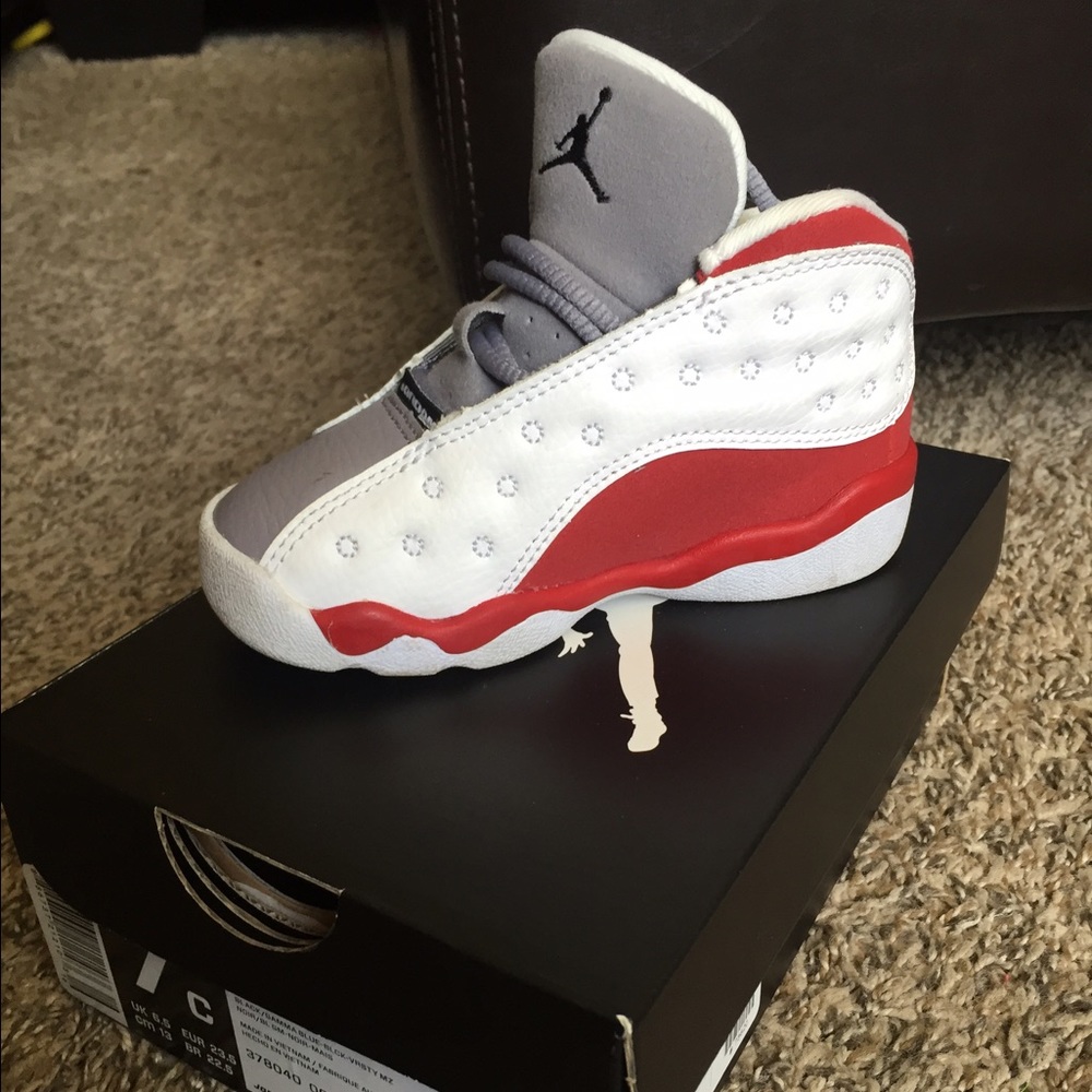 Jordan toddler size 7 shoe.