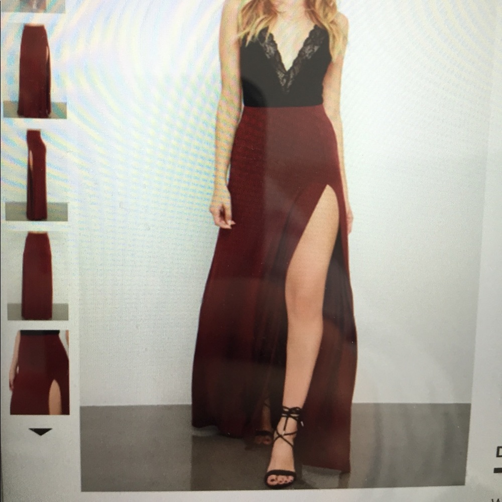 Maroon maxi skirt from Lulu's never before worn S