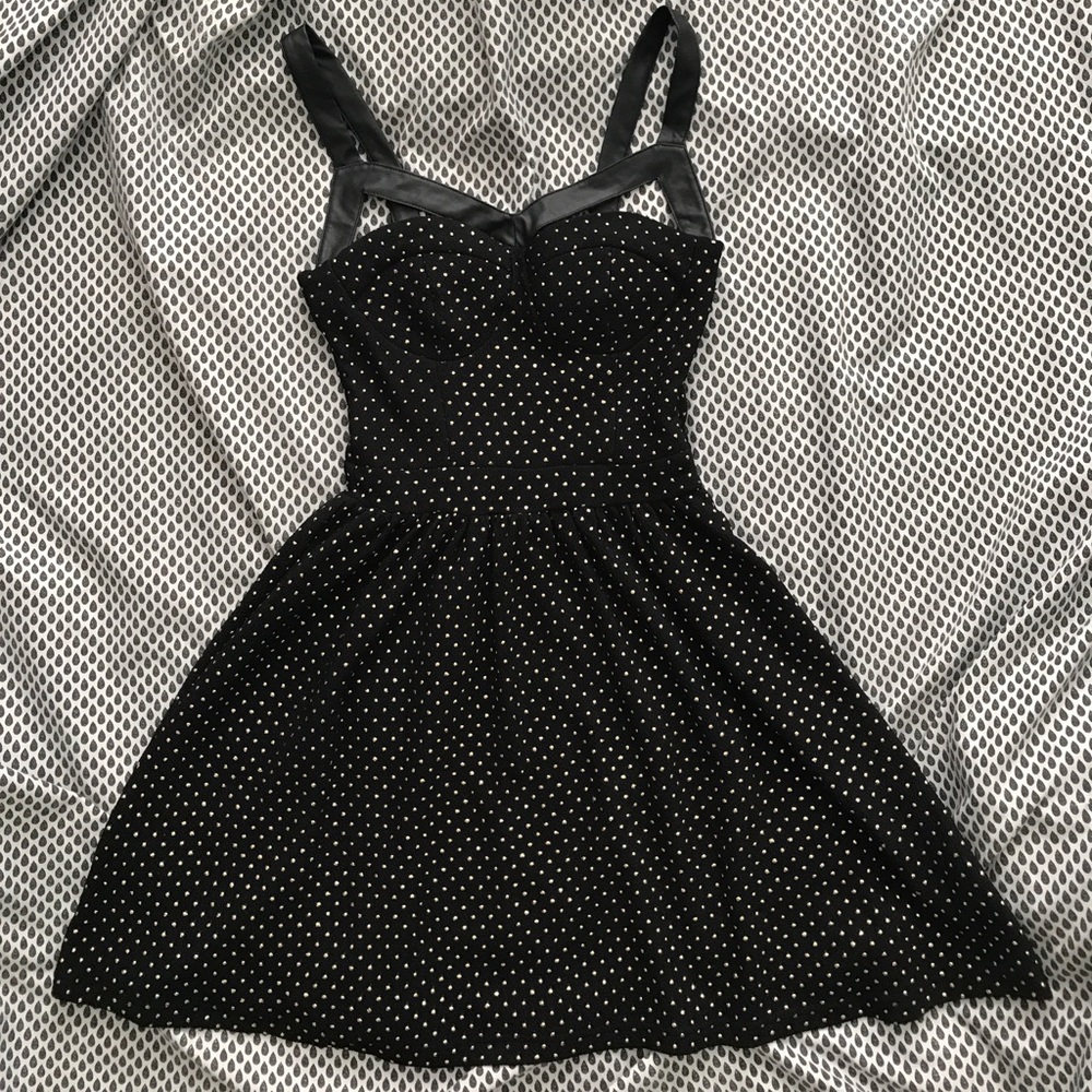Corset dress - Picture 1 of 4