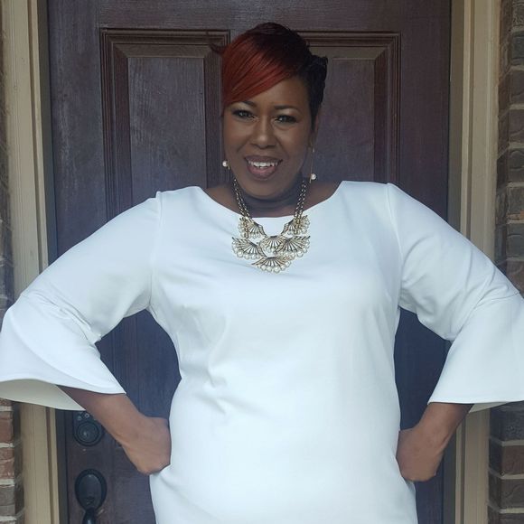 Meet your Posher, Kimberly - Picture 1 of 1