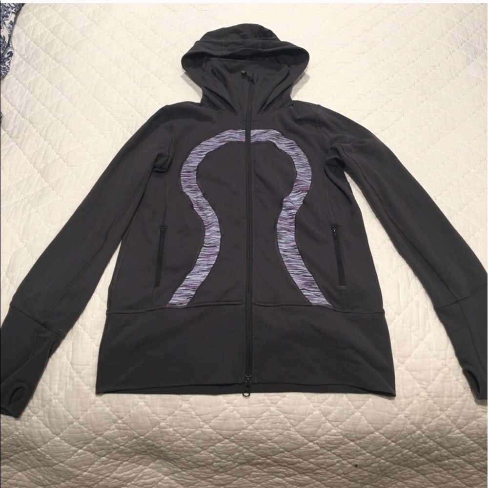 LULULEMON zip up hoodie