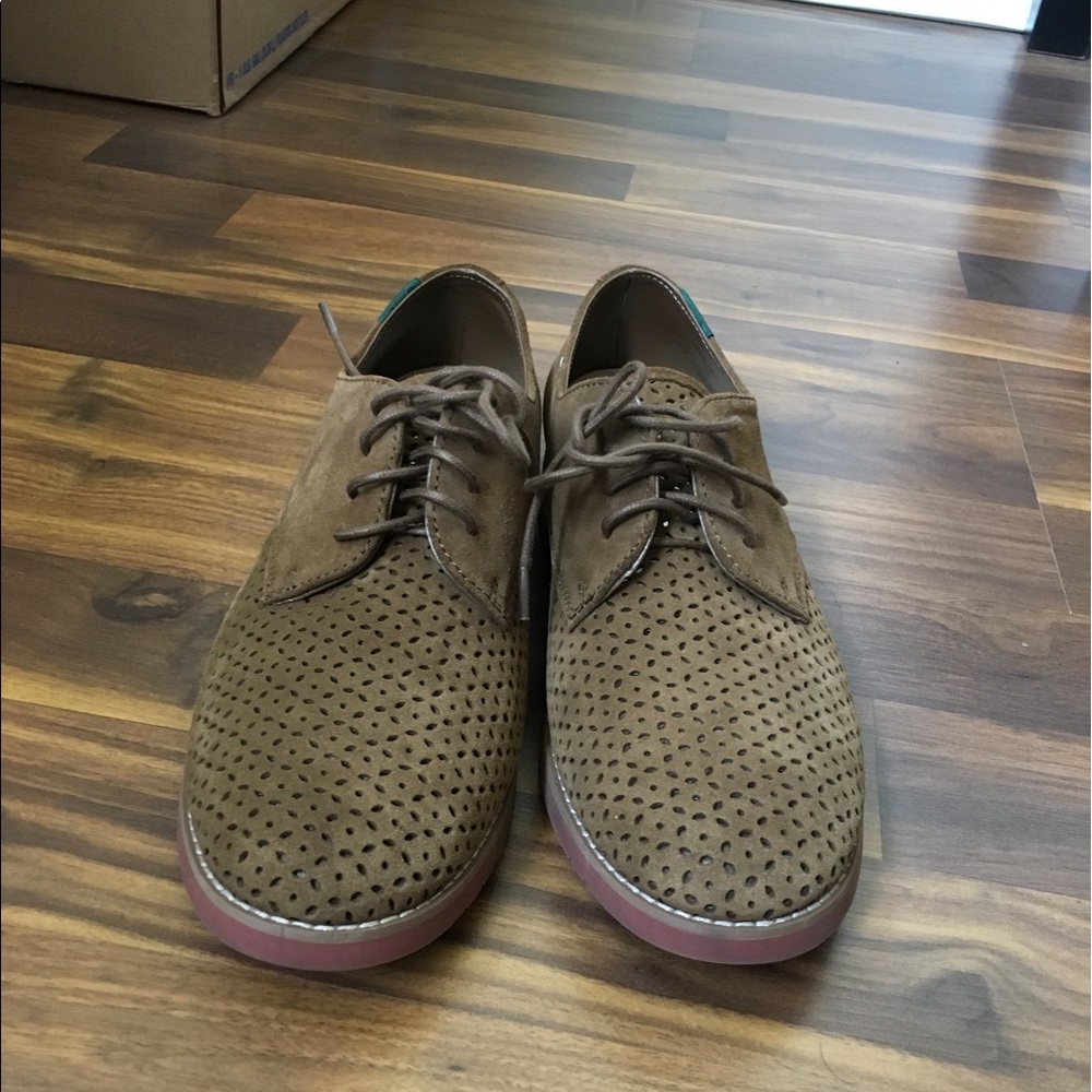 Brown oxfords size 8.5