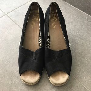 Toms Wedges