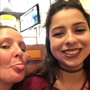 Meet your Posher, Cherish