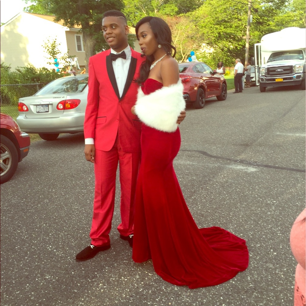 Prom dress! Shawl not included