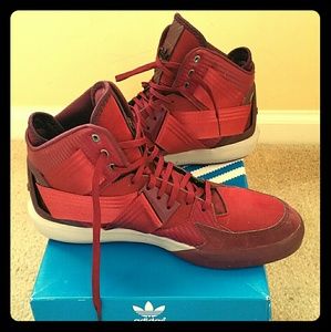Men's Adidas High Ext Sneakers US 9.5