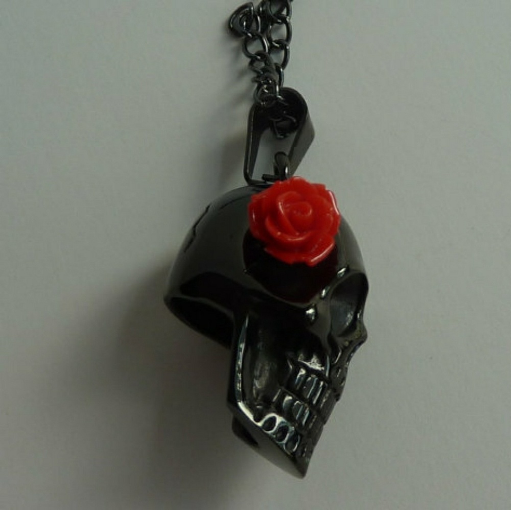New Black skull necklace, skull necklace - Picture 2 of 4