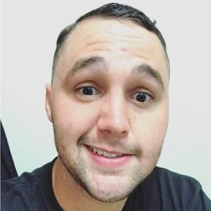 Meet your Posher, Luis alberto