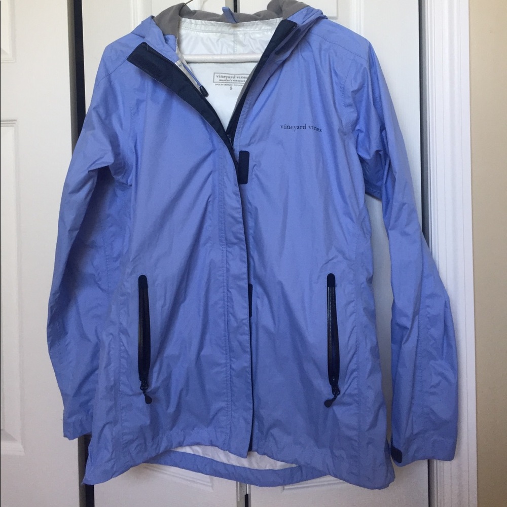 Vineyard Vines Blue rain jacket