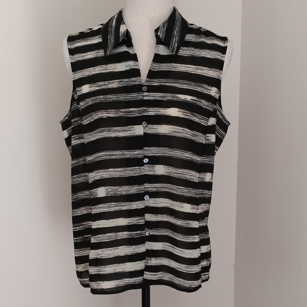 Women's Liz Claiborne top