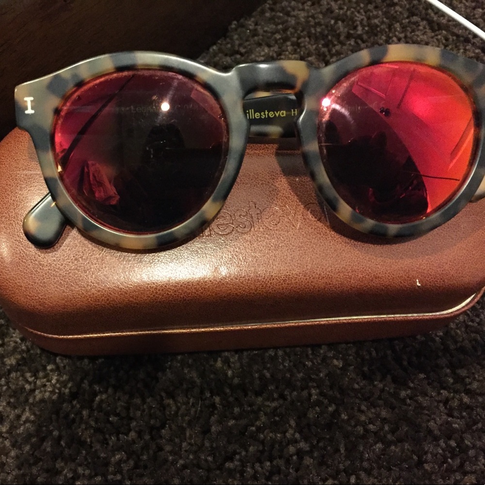 Illesteva sunglasses