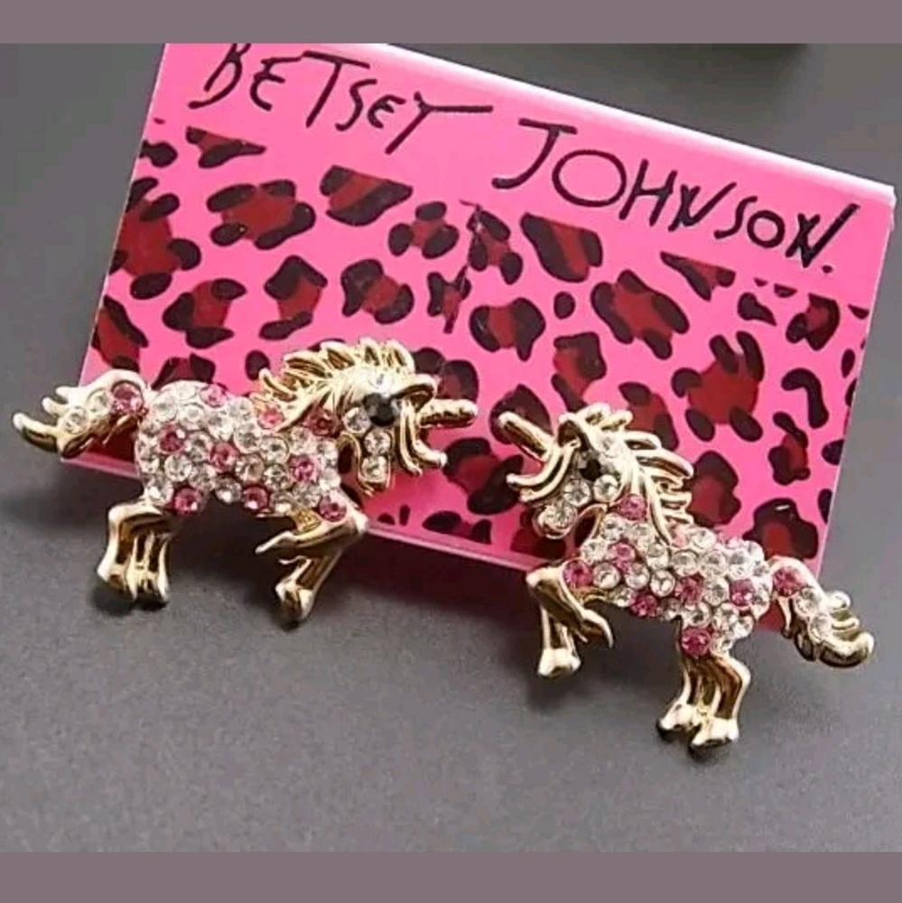 🦄SALE!Betsey Johnson Uniquely Unicorn Earrings!