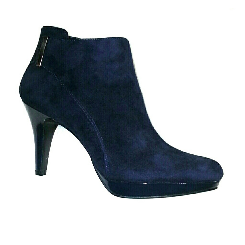 Bandolino Ankle Booties