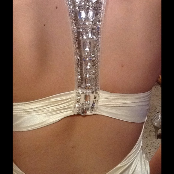 Prom dress - Picture 4 of 6