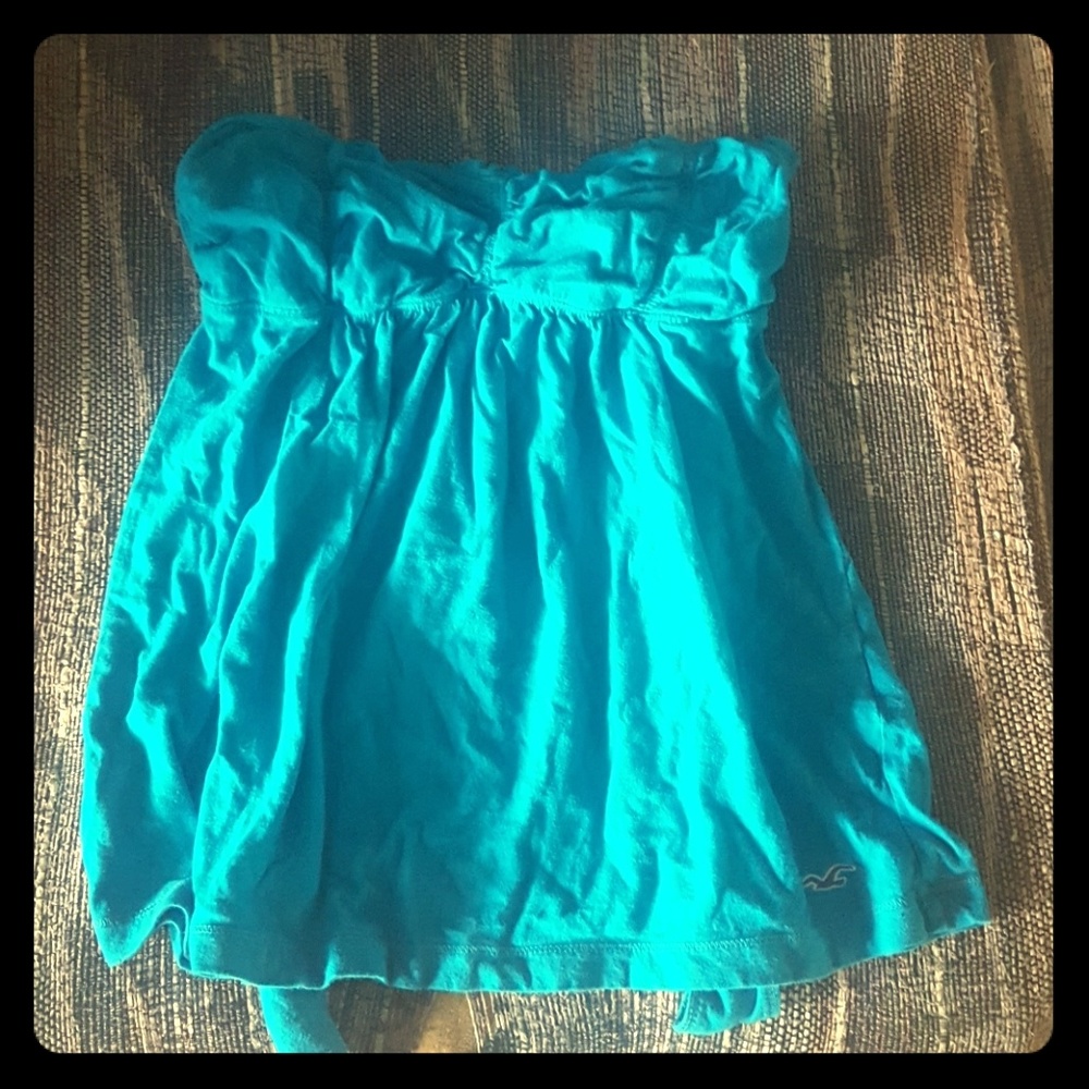 Hollister sleeveless shirt