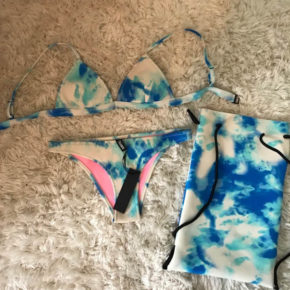 NEVER WORN TRIANGL BIKINI