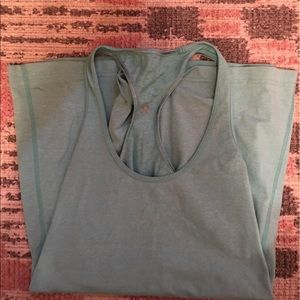 Lululemon tank