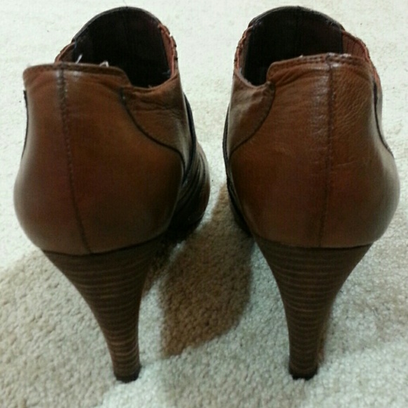 Audrey Brooke Ankle Bootie. NWOT - Picture 5 of 7