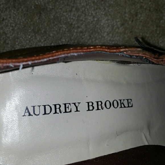 Audrey Brooke Ankle Bootie. NWOT - Picture 7 of 7