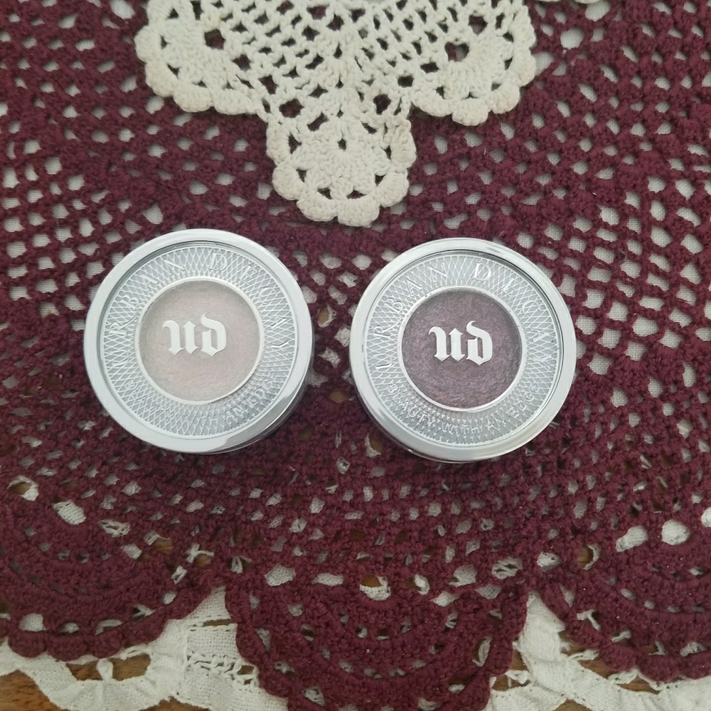 Urban decay eye shadow pricing in description