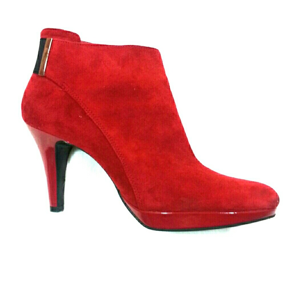 Bandolino Red Ankle Bootie
