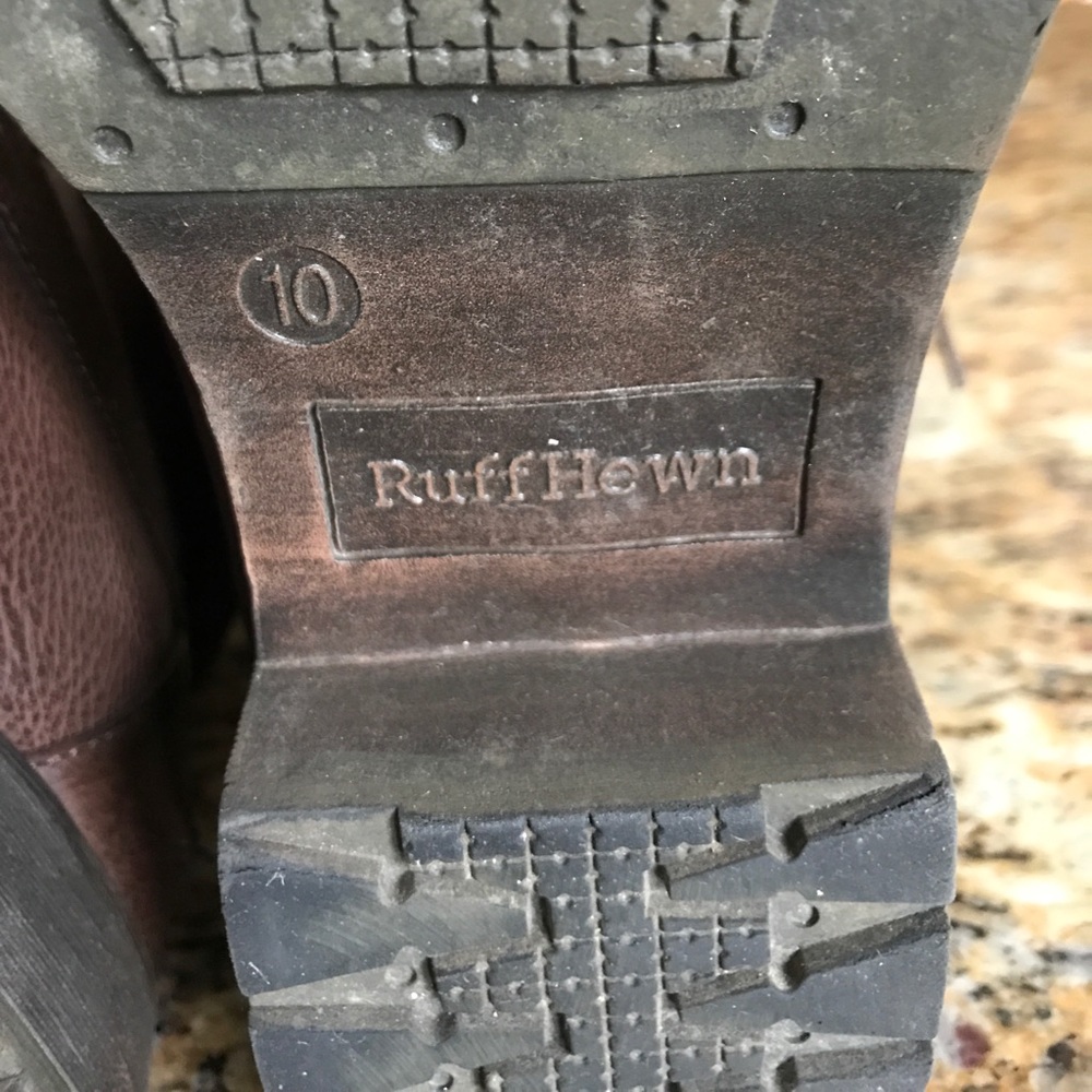 Boots - Picture 6 of 7