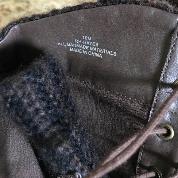 Boots - Picture 4 of 7