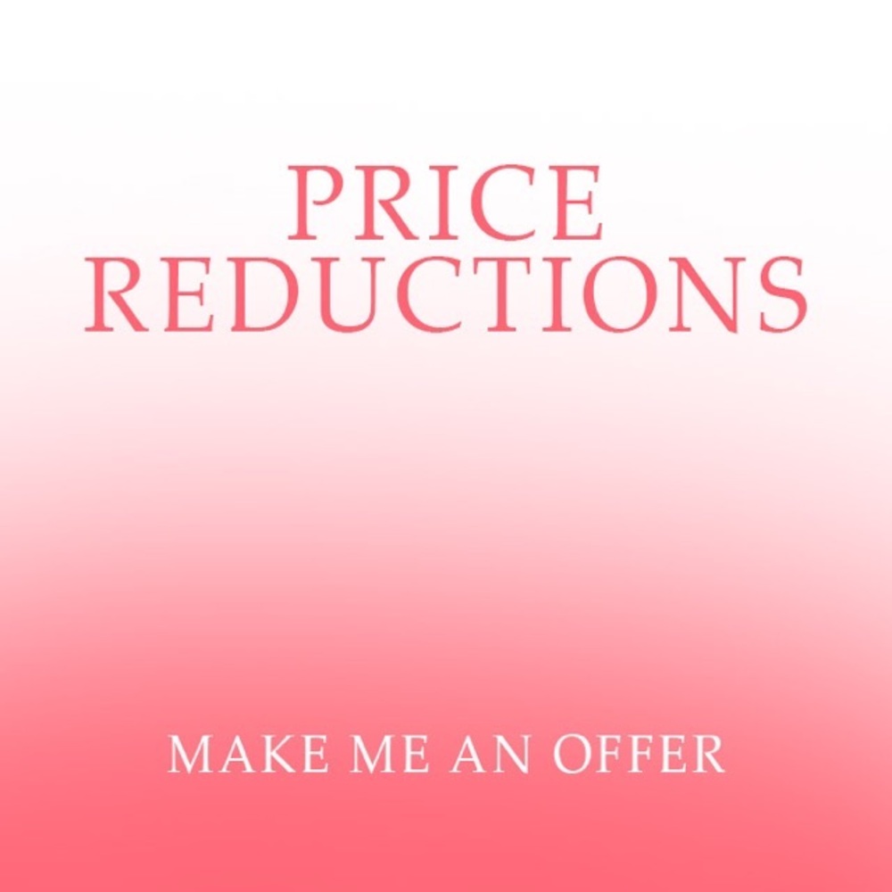 WHOLE CLOSET MARKDOWN