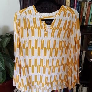 Pendleton cream and mustard arrow blouse.