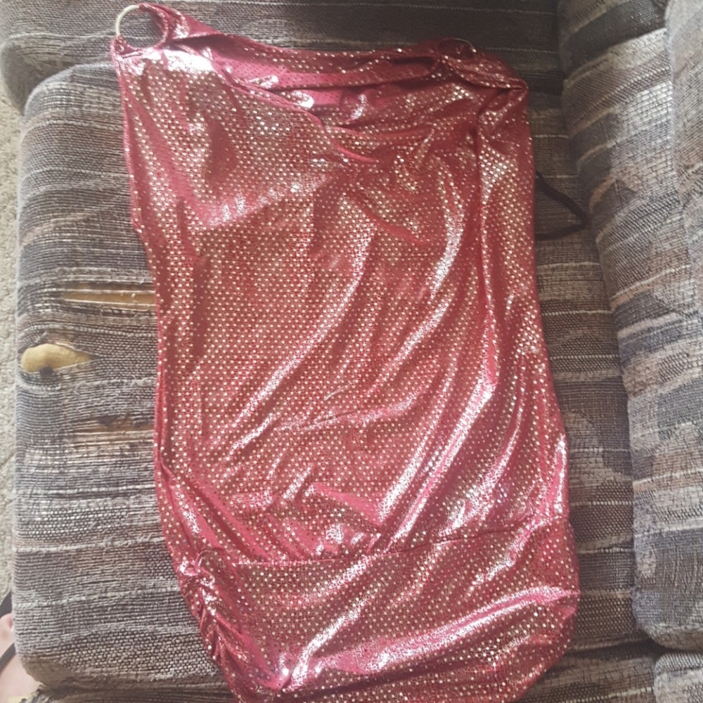 Red glitter tanktop