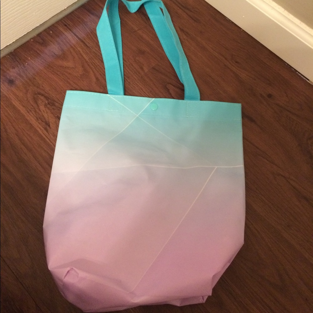 NWOT!! Adorable Ivivva tote!