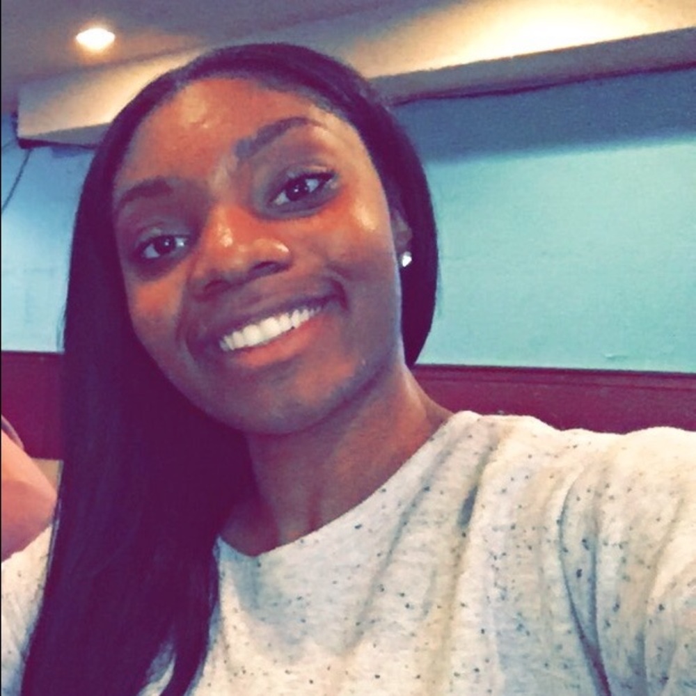 Meet your Posher, Whitney