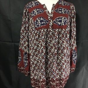 Lucky Brand Floral-Printed V-Neck Top.