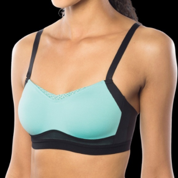 moving comfort fineform sports bra