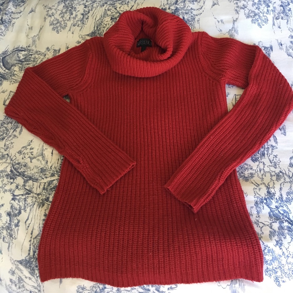Forenza red sweater!!