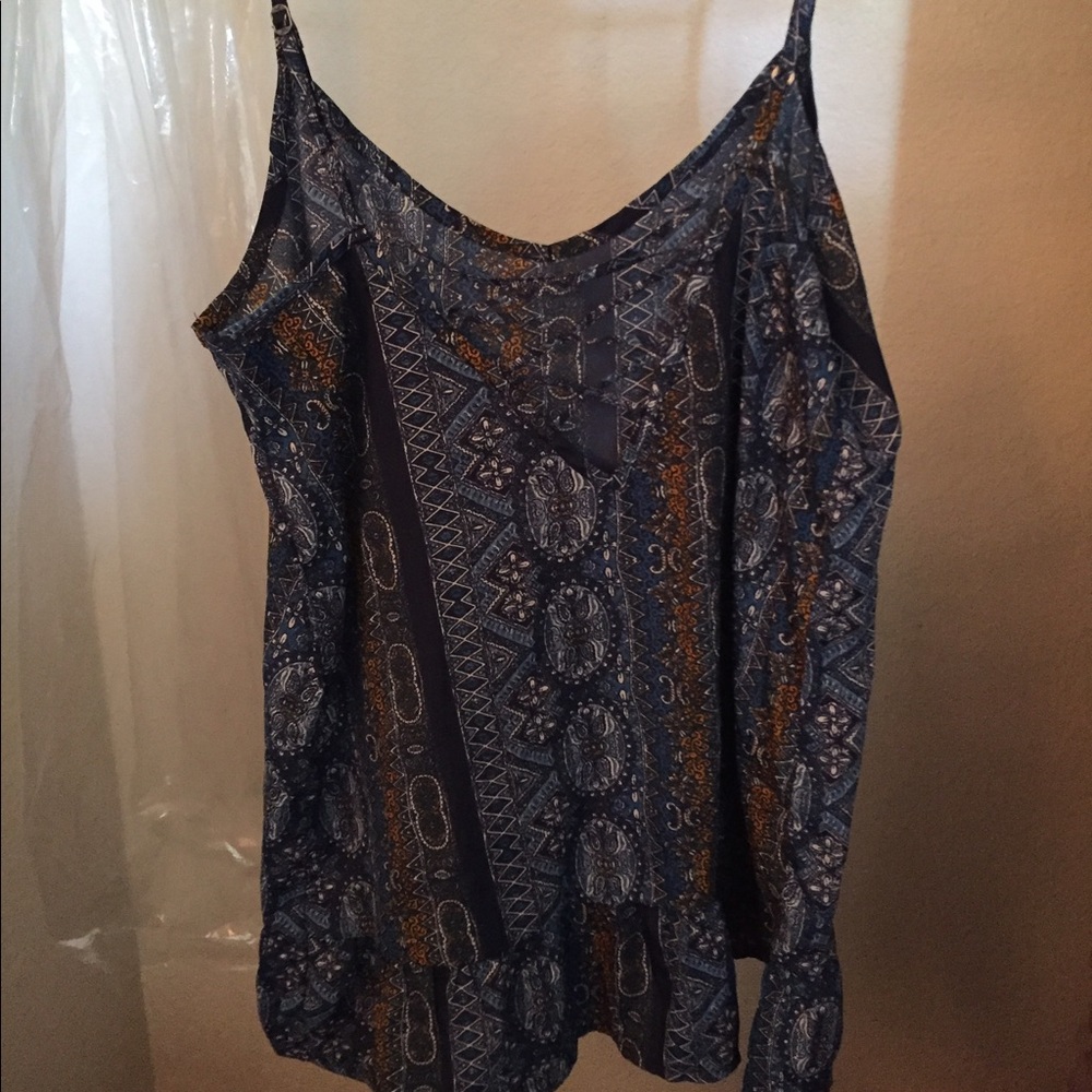 Spaghetti strapped printed lace up tank