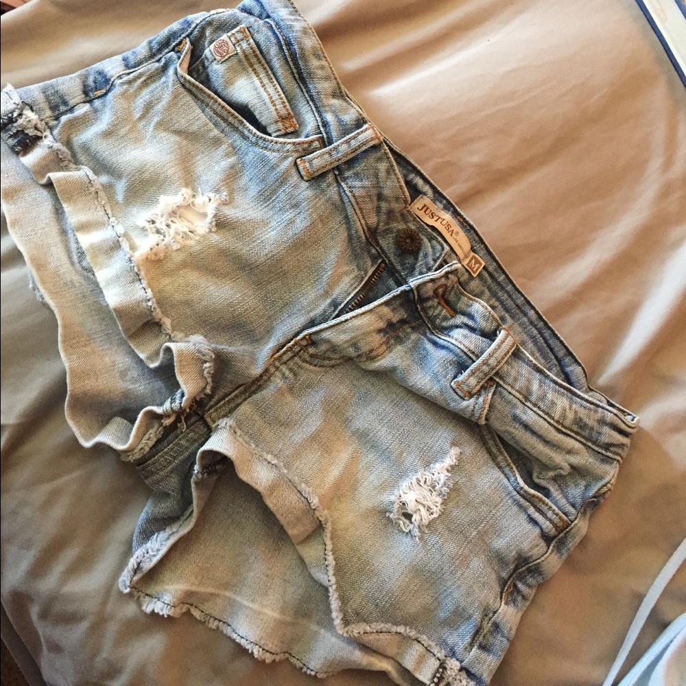 Low waist jean shorts