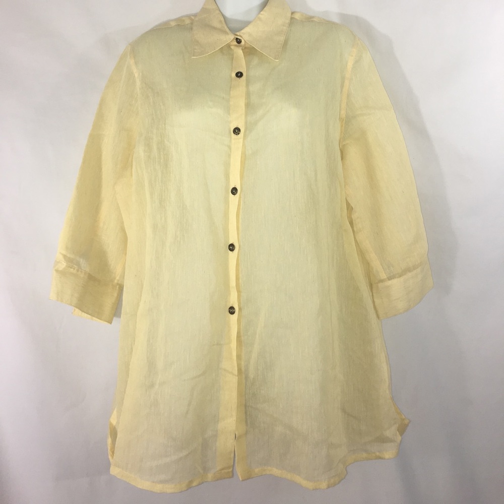 Women's 3/4 Sleeve Button Shirt