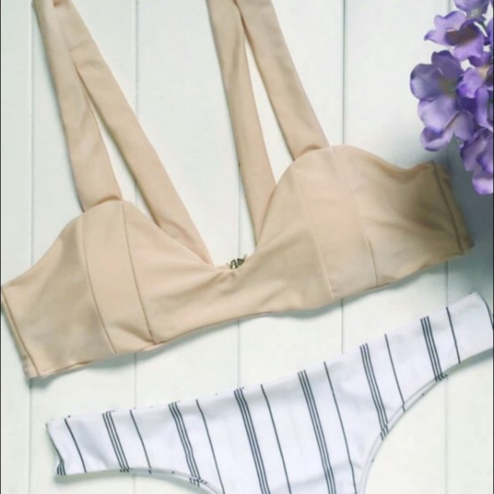 Nude bikini top
