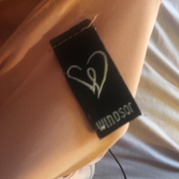 Windsor pastel pink bodycon dress - Picture 4 of 4