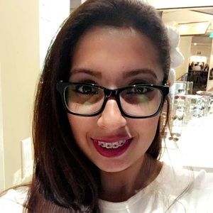 Meet your Posher, Priscilla