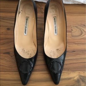 Manolo Blahnik black leather pumps