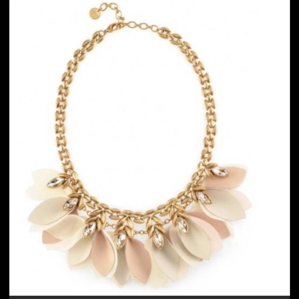 Stella & Dot Birdie necklace