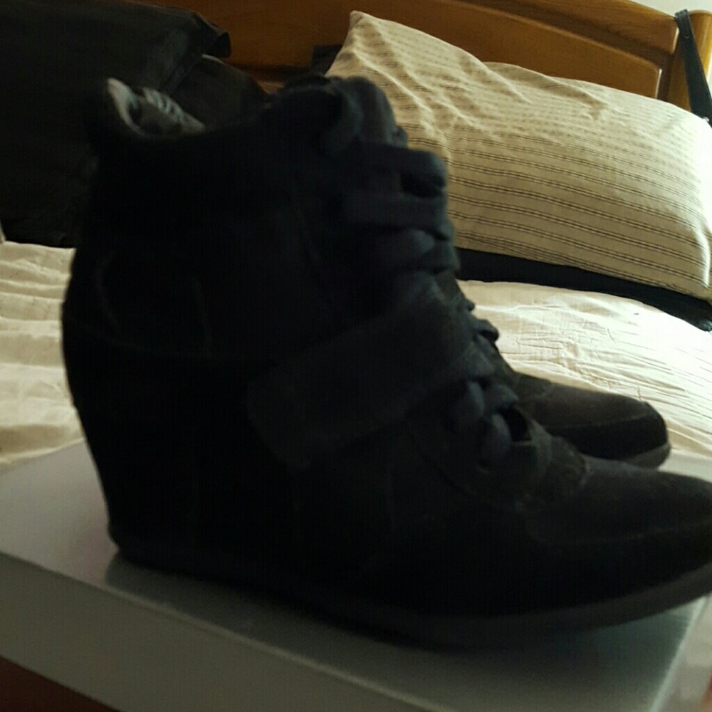 Breckelle lace up wedge sneakers