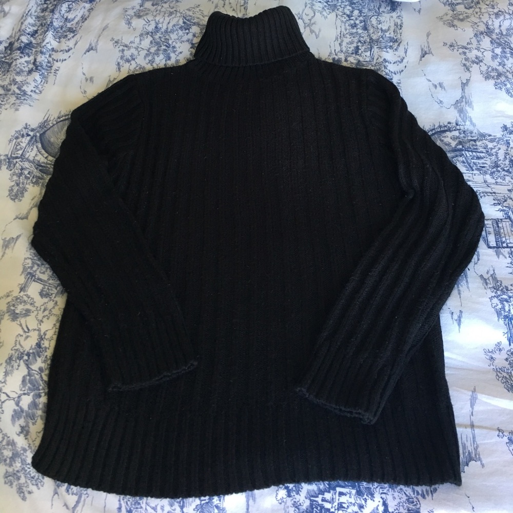 Black turtleneck wool blend sweater!