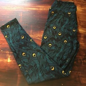 Peacock OS LuLaRoe leggings