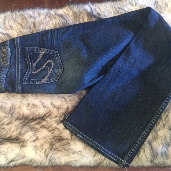 Silver jean with flare - Picture 1 of 3