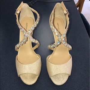 Antonio Melani heels