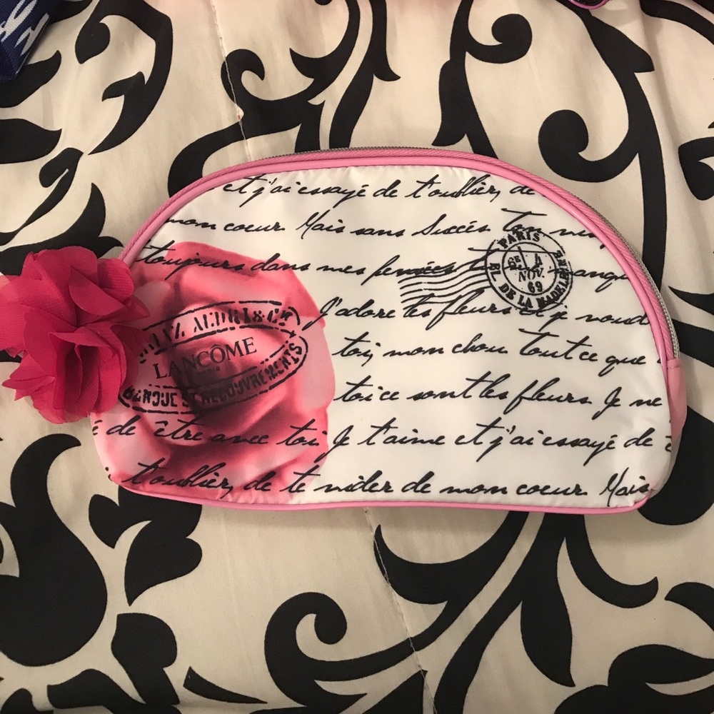 Lancôme clutch